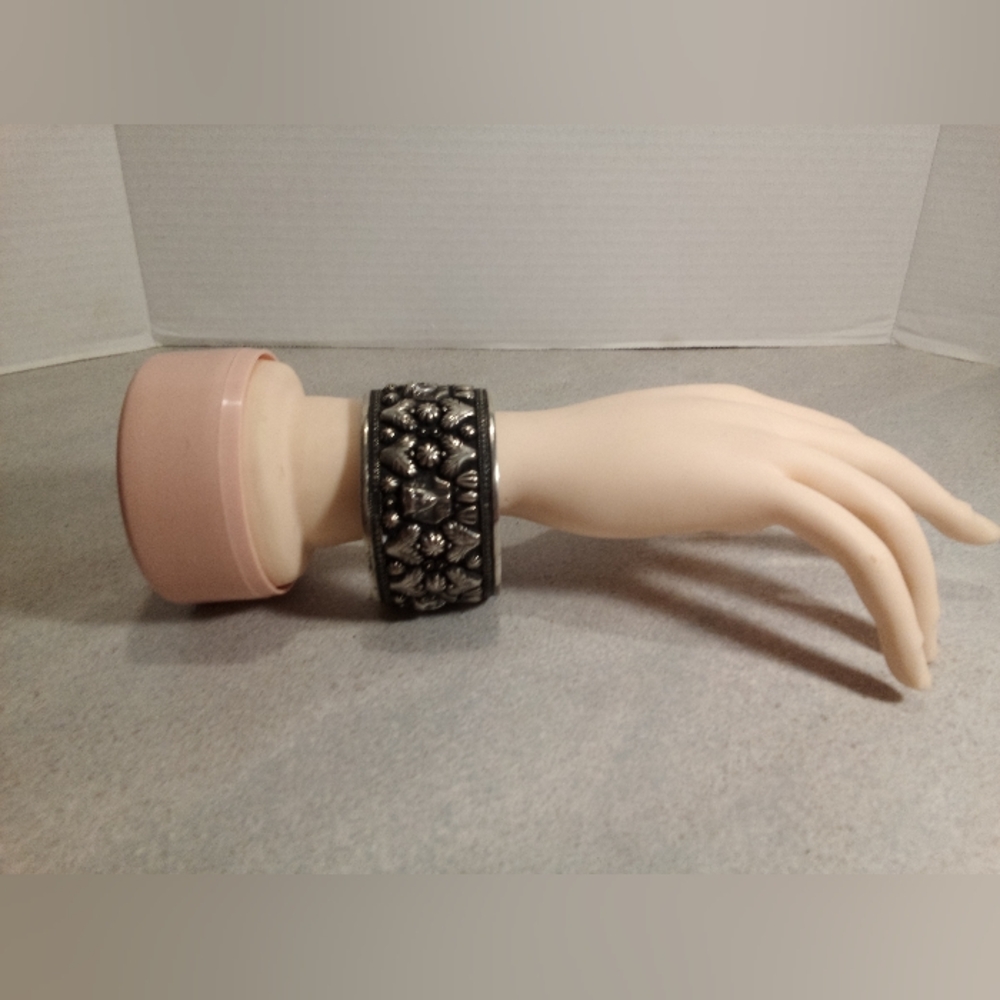 Vintage 1930's Art Deco Egyptian Revival Tutankhamen Silver Cuff Bracelet